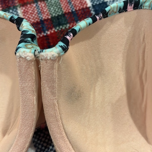 Victoria’s Secret strapless bikini top - Picture 3 of 5